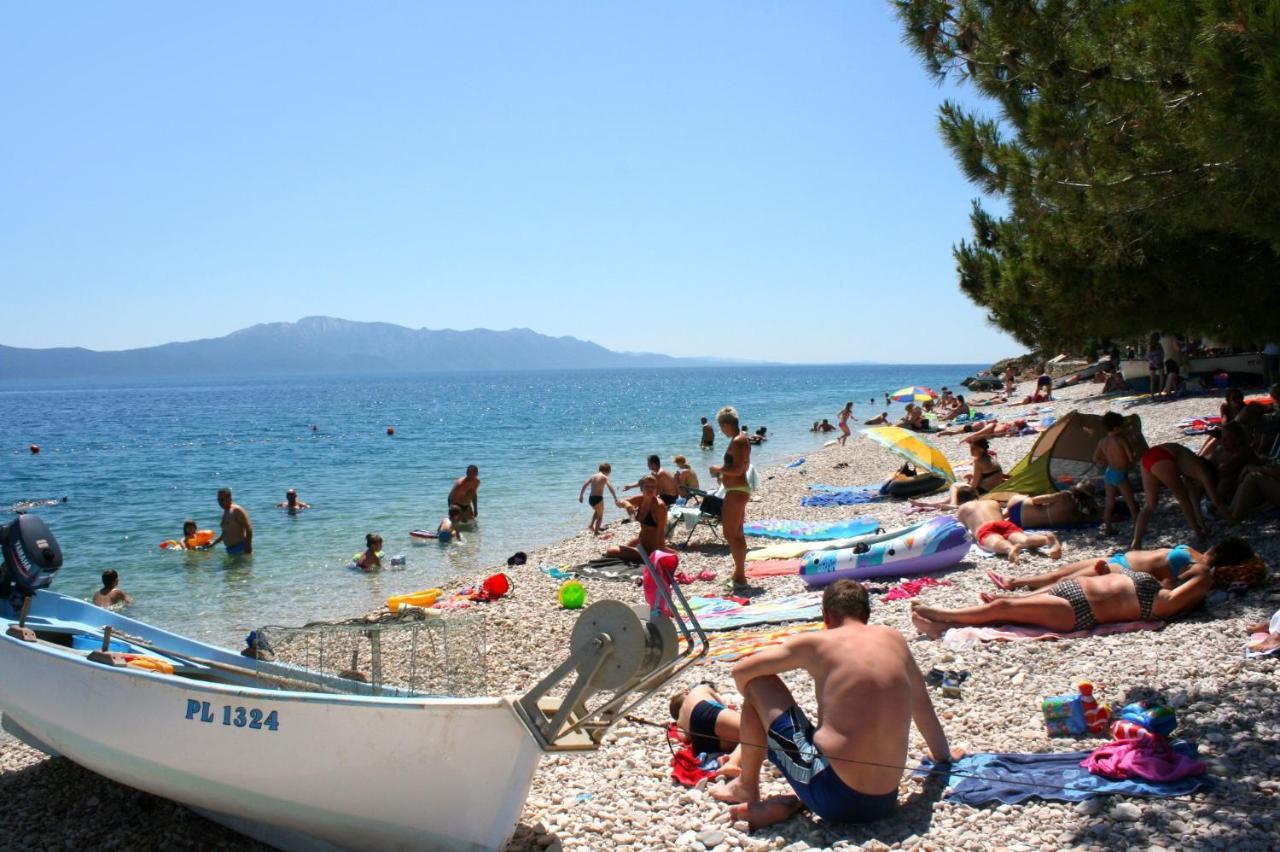 Apartments By The Sea Brist, Makarska - 11078 Esterno foto